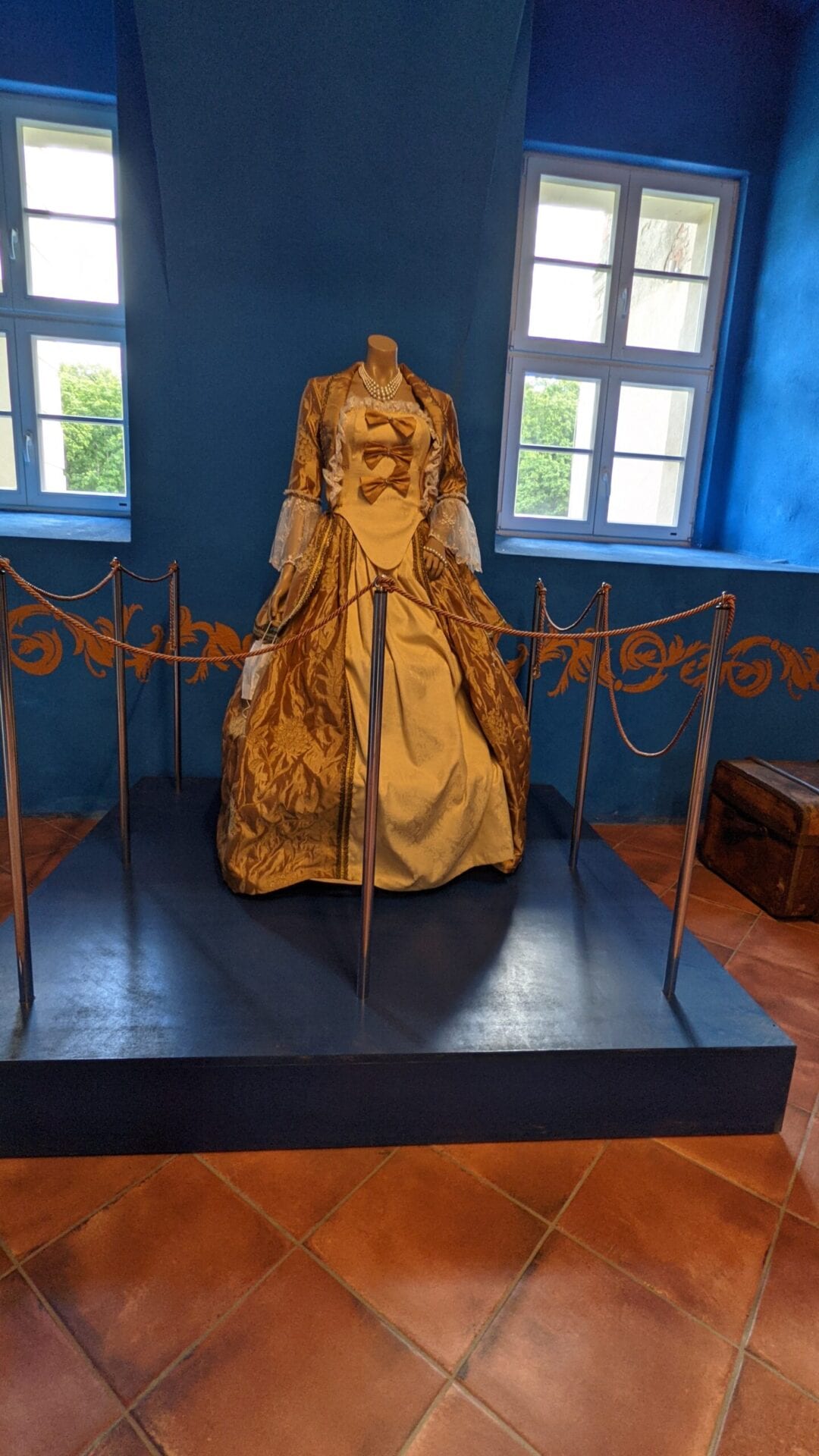 Pałac Siemczyno – Interaktywne Muzeum Baroku – Uniwersalium Rzemiosł Różnych