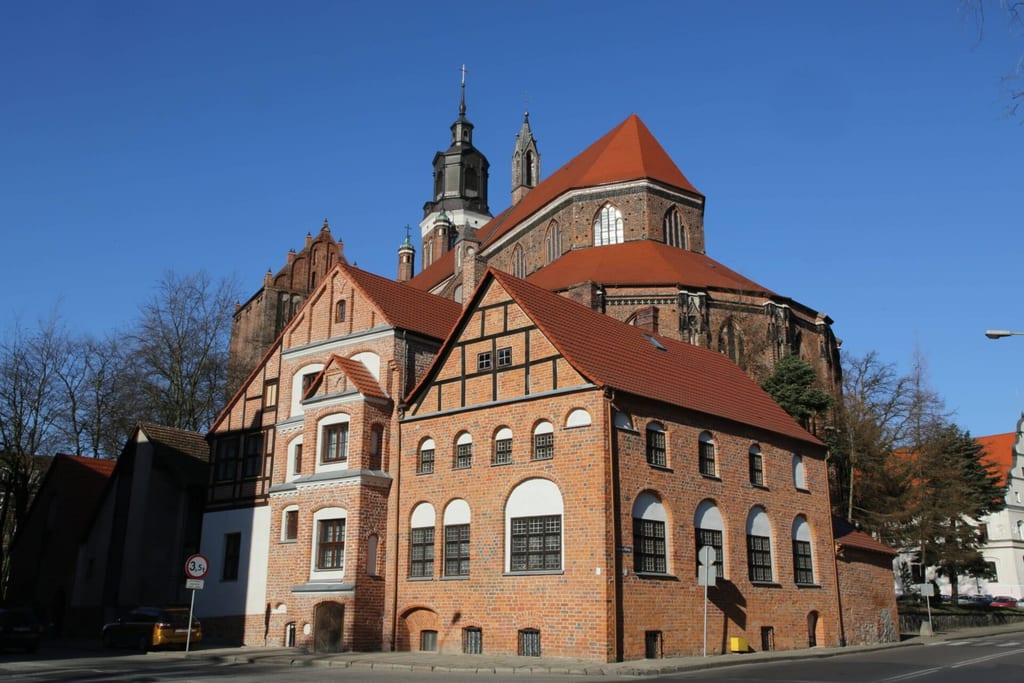 Kolegiata pw. Najświętszej Maryi Panny Królowej Świata w Stargardzie