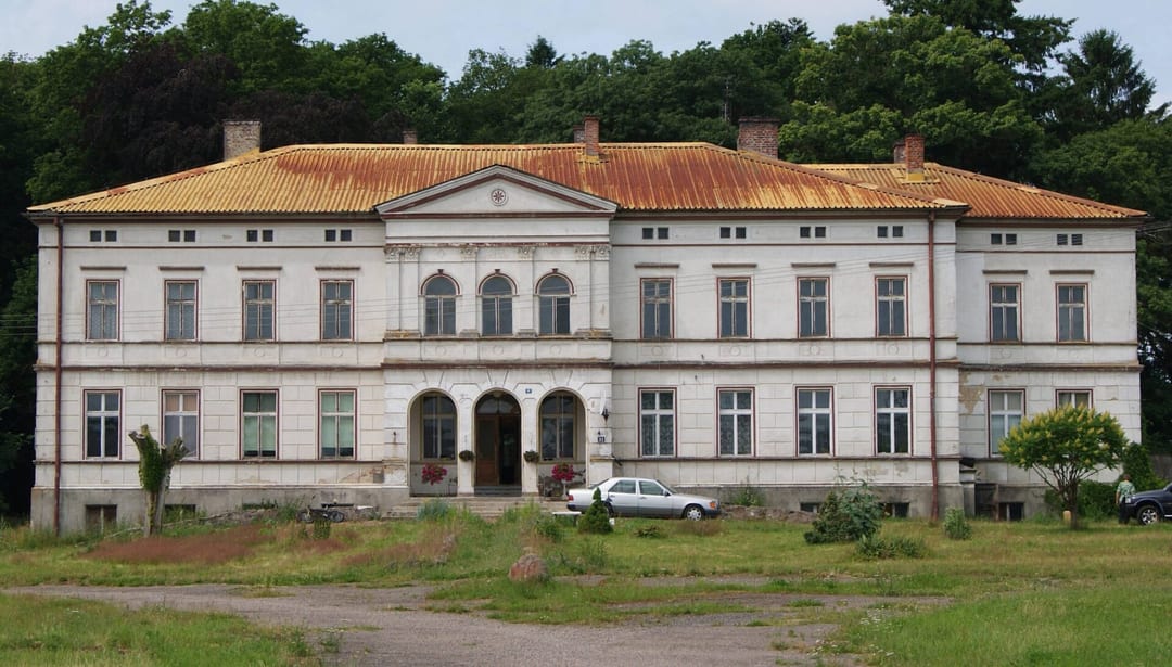 Pałac w Bienicach