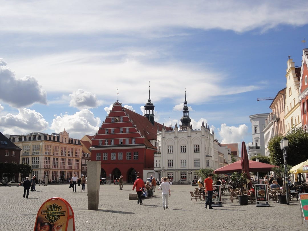 Rynek Uniwersytetu i Hanzeatyckiego Miasta Greifswald