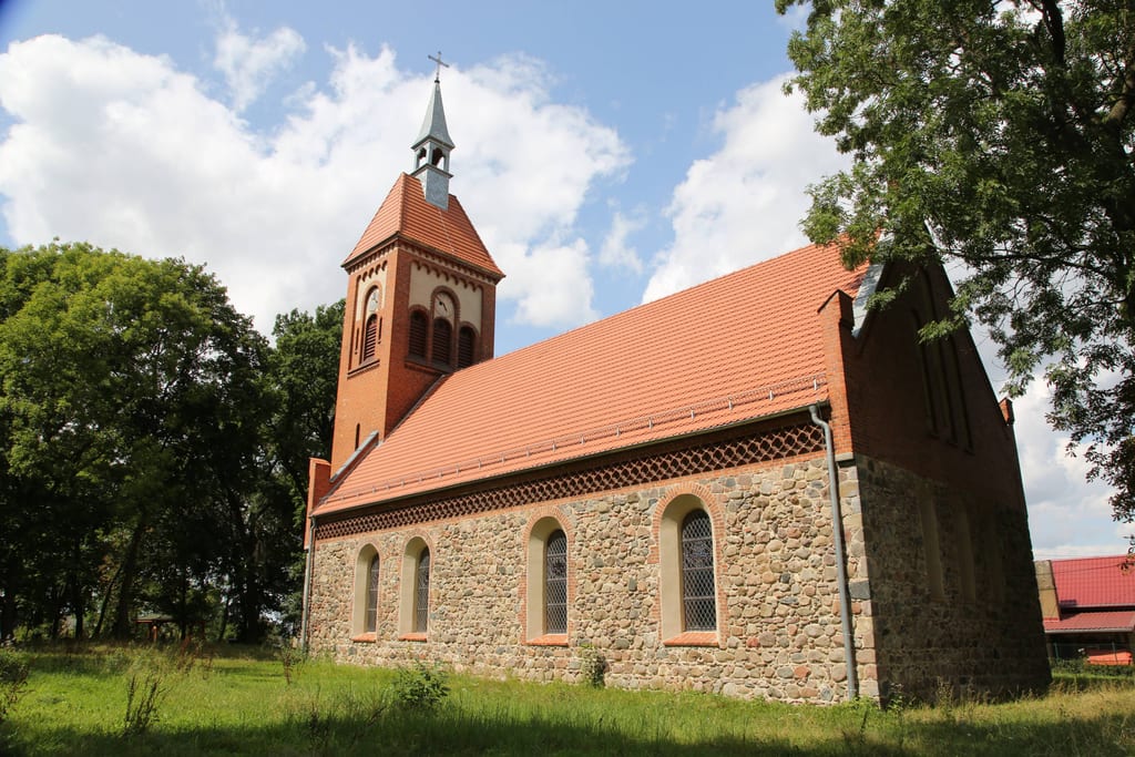 Kościół filialny pw. Narodzenia Najświętszej Maryi Panny
