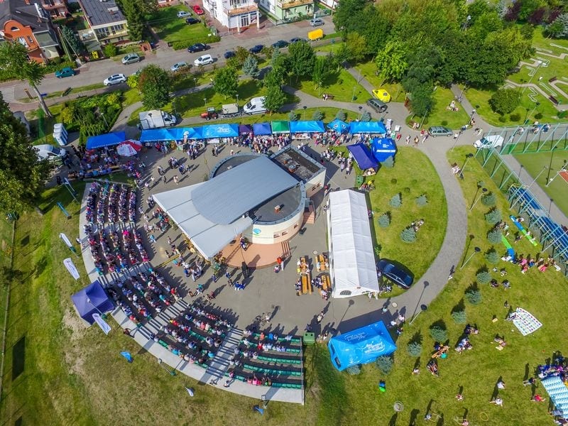 Amfiteatr - Gminne Centrum Sportu i Rekreacji w Dźwirzynie