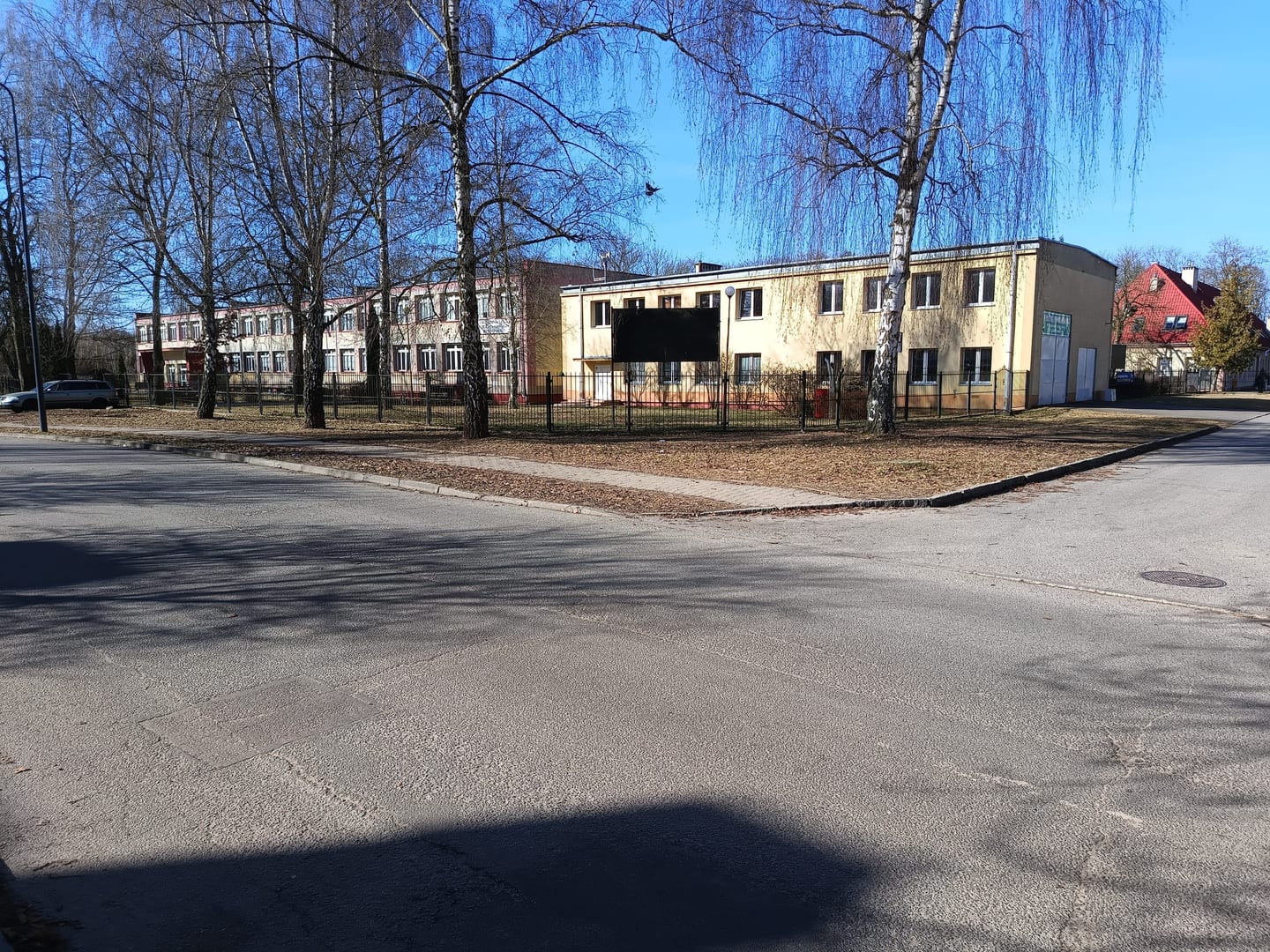 „Kluczewo Lotnisko - osiedle wojskowe, które przeszło do cywila”
