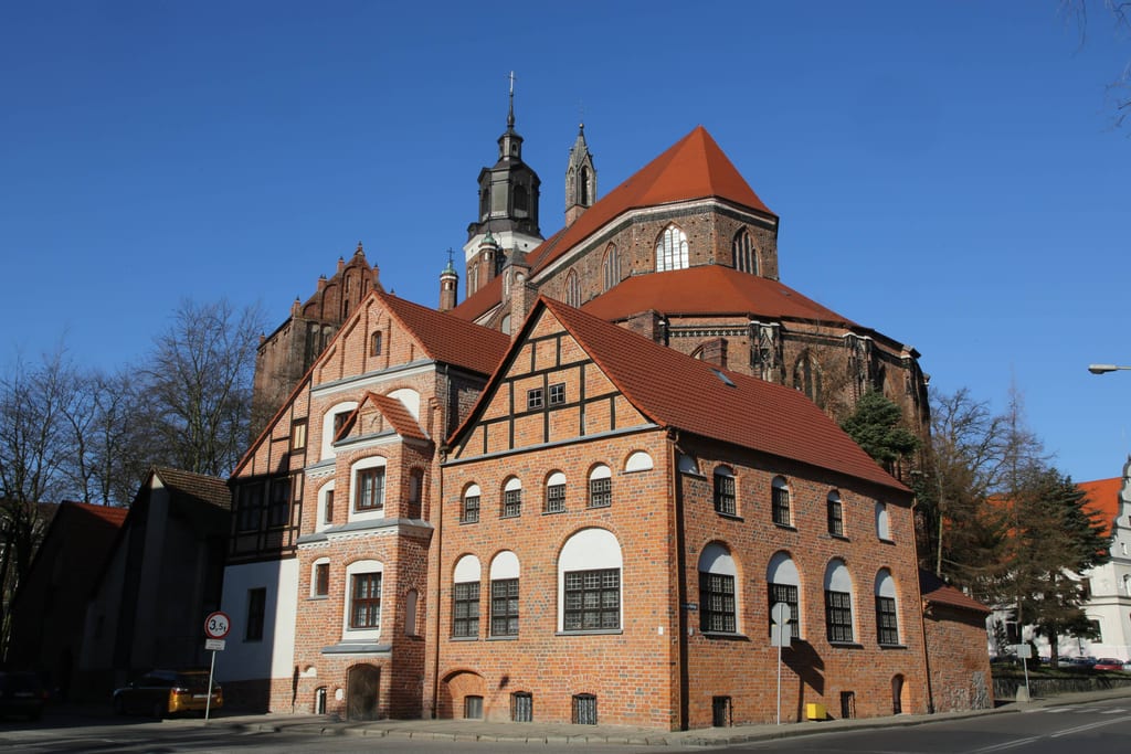Kolegiata pw. Najświętszej Maryi Panny Królowej Świata w Stargardzie