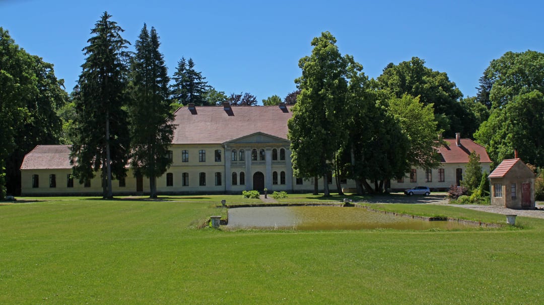 Pałac i park pałacowy