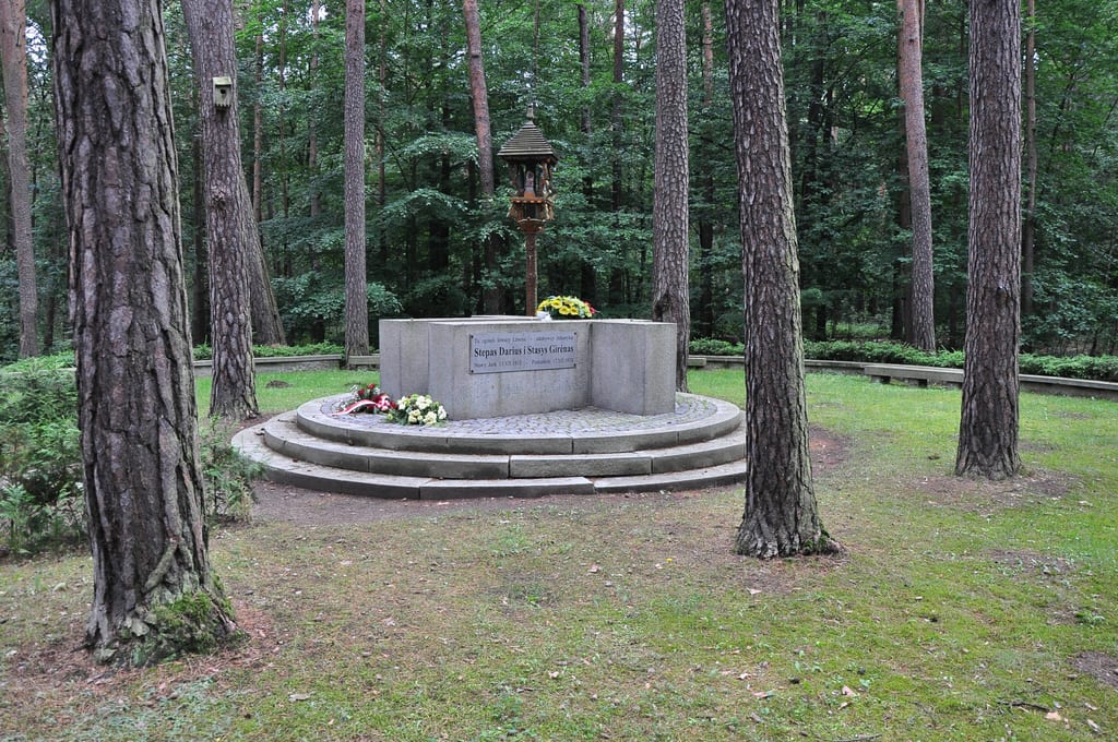 Pomnik lotników litewskich