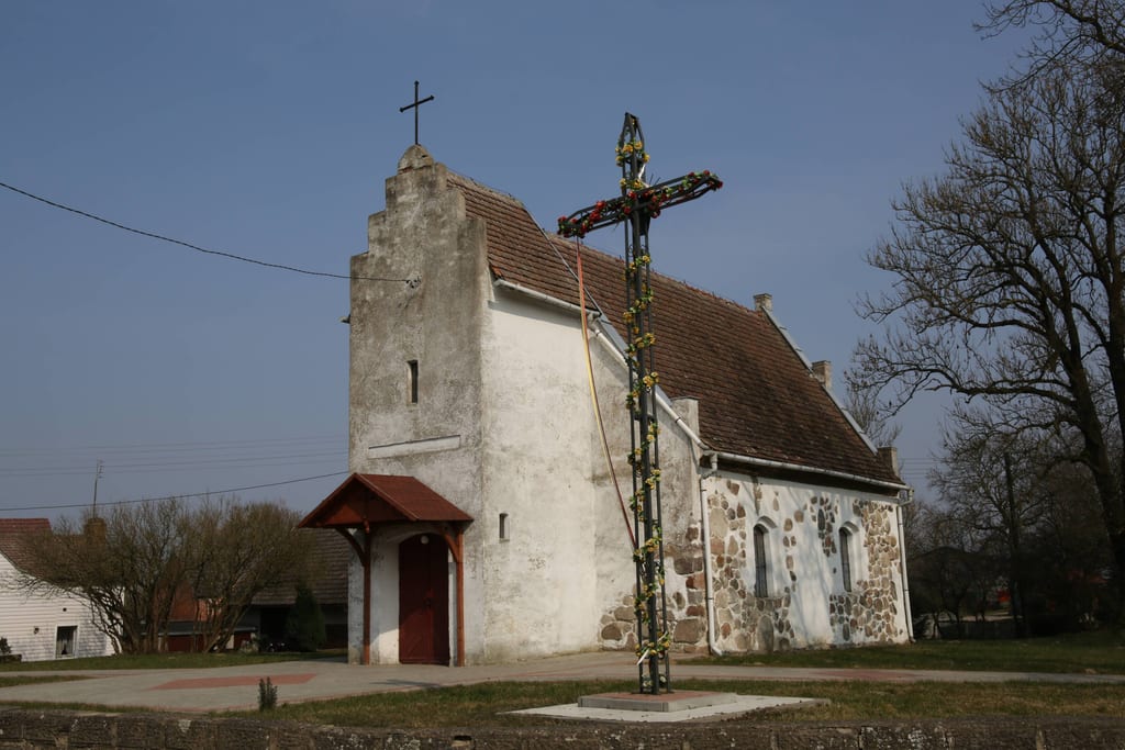 Kościół filialny pw. Narodzenia Najświętszej Maryi Panny