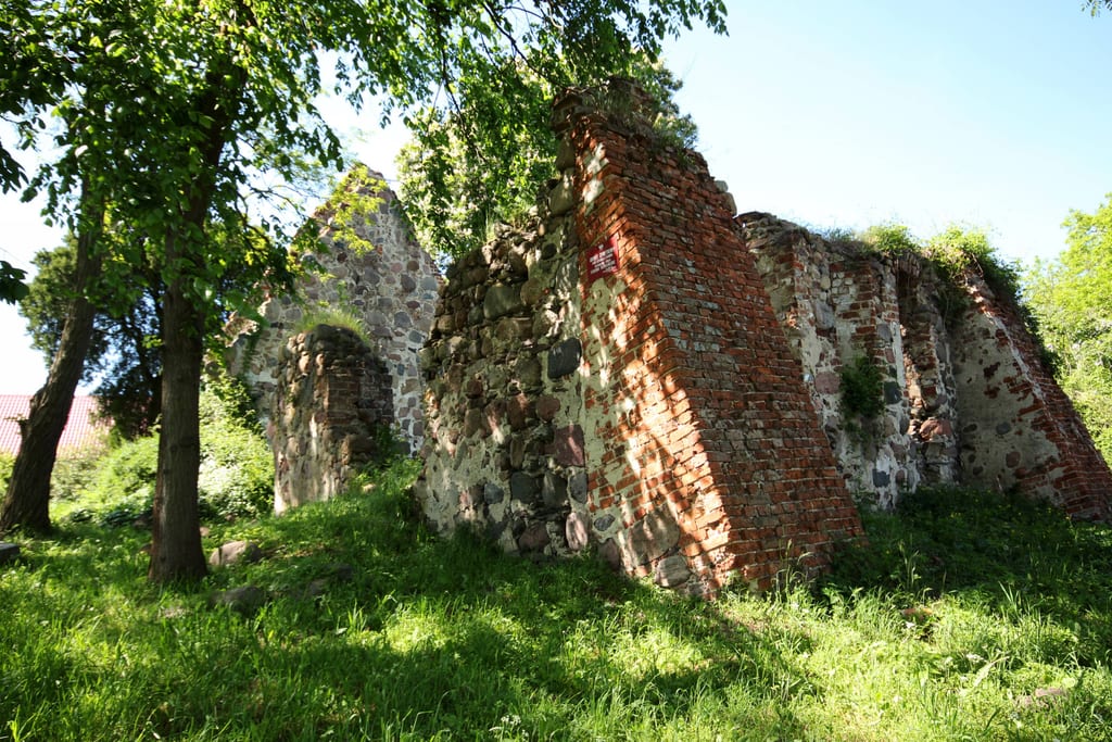 Ruiny kościoła