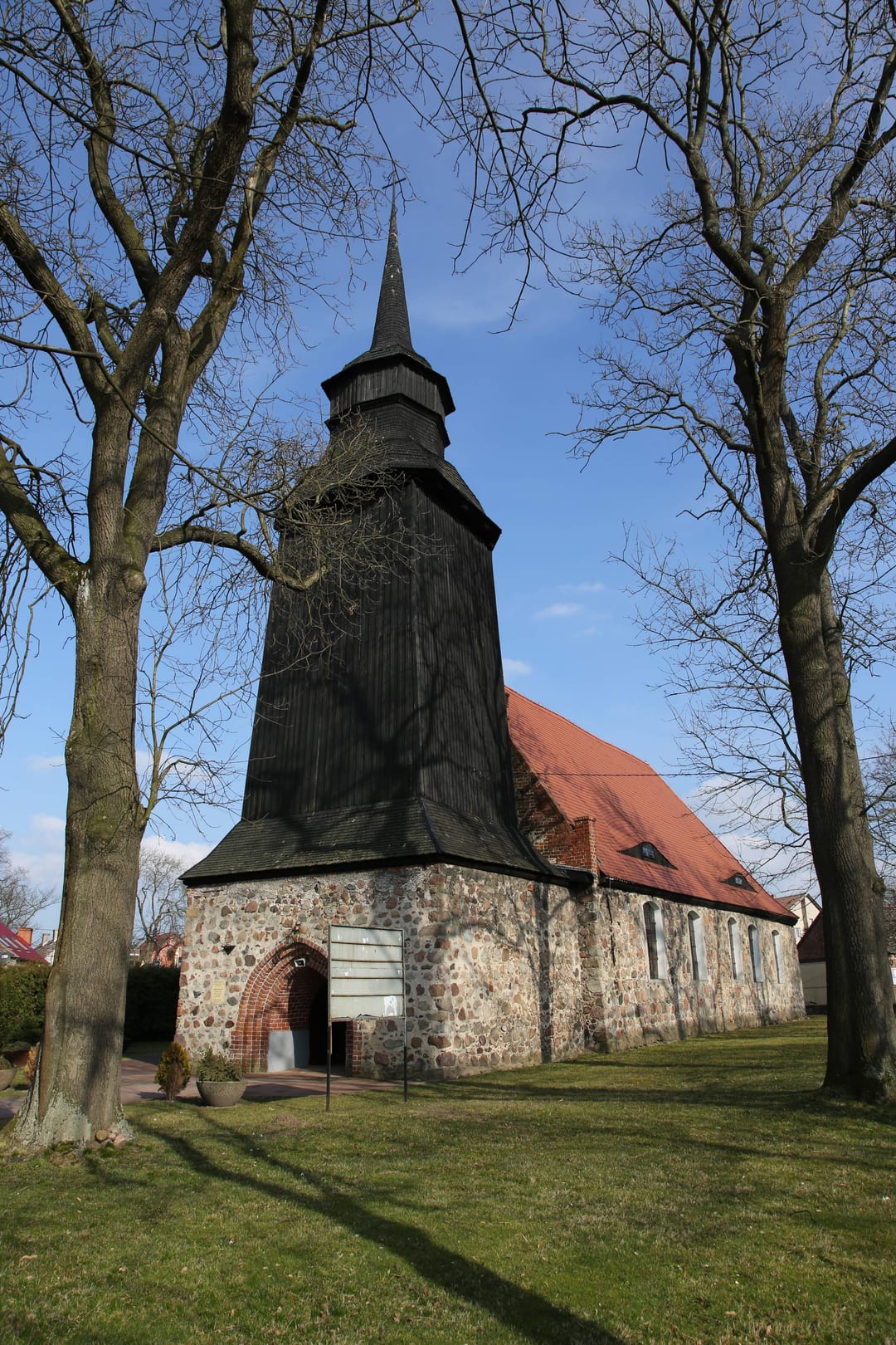 Kościół parafialny pw. Wniebowzięcia Najświętszej Maryi Panny