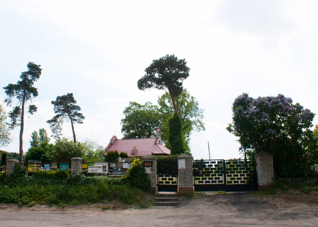 Cmentarz przykościelny