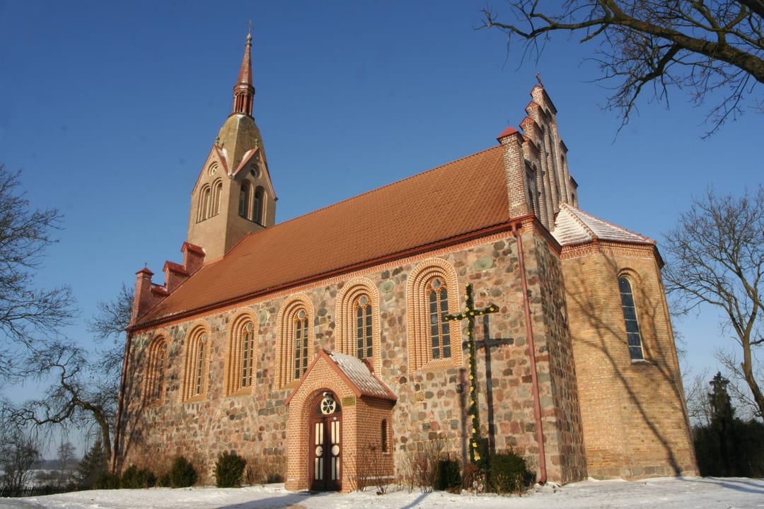 Kościół filialny pw. Matki Boskiej Szkaplerznej