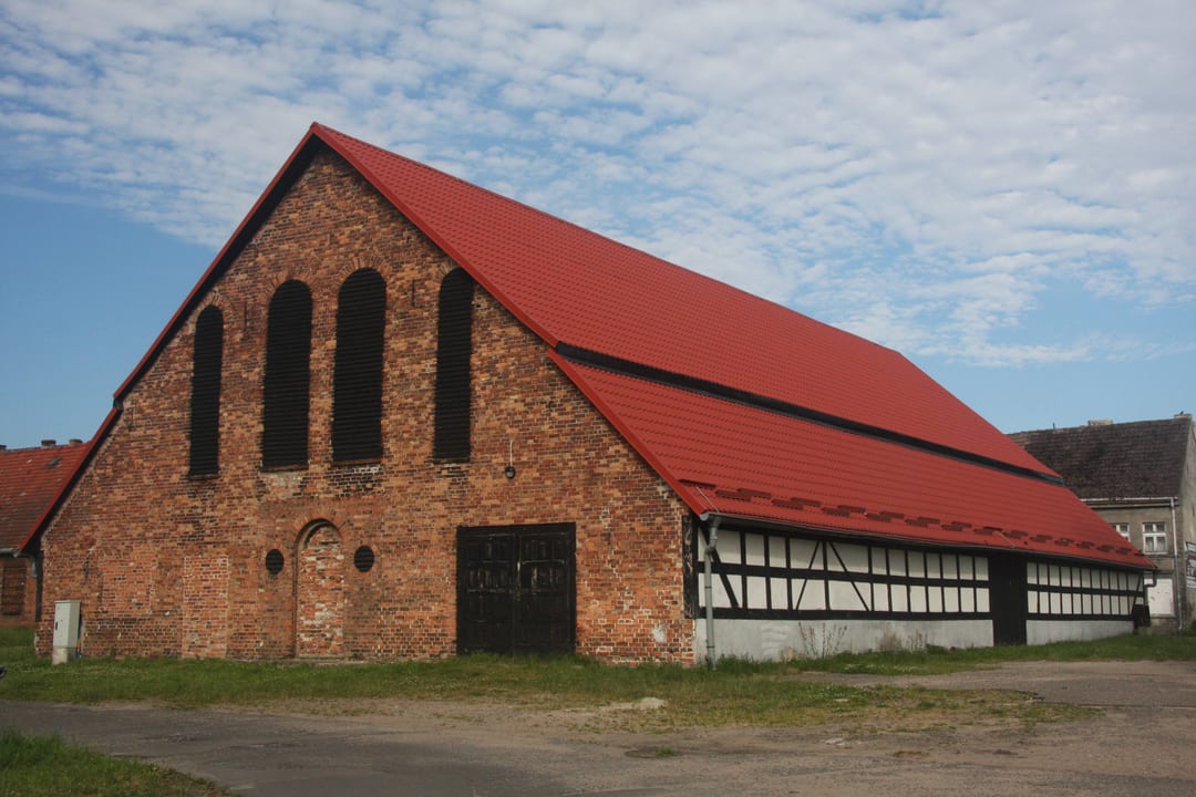 Dawny budynek przemysłowy