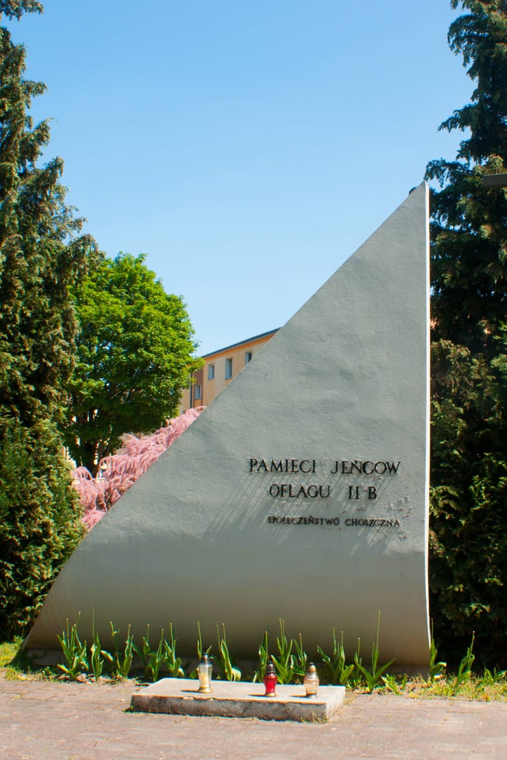 Pomnik "Odwrócona karta historii"